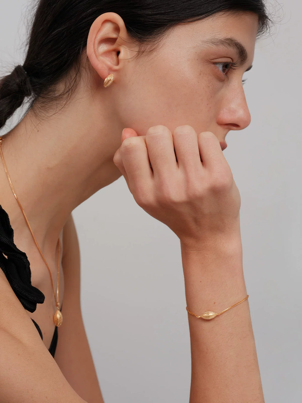 Sanswood "Olive" Sanded Olive Earrings, Exquisite Retro Design, Fine Sparkling Earrings And Earrings