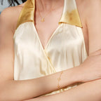 Sanswood Sengo'S "Lost In The Valley Of Spring" Guilloché Four-Leaf Clover Hand Jewelry For Women, A Light And Luxurious Retro Look With Hollowed-Out Hand Ornaments.